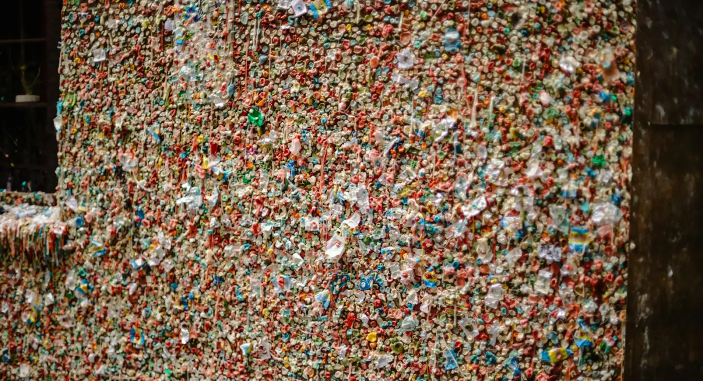 Novo método suíço recicla acrílico com 98% de rendimento e a metade da temperatura