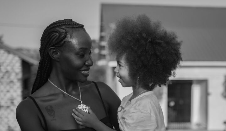 Twenty volunteer mothers boost child nutrition in Angolan communities