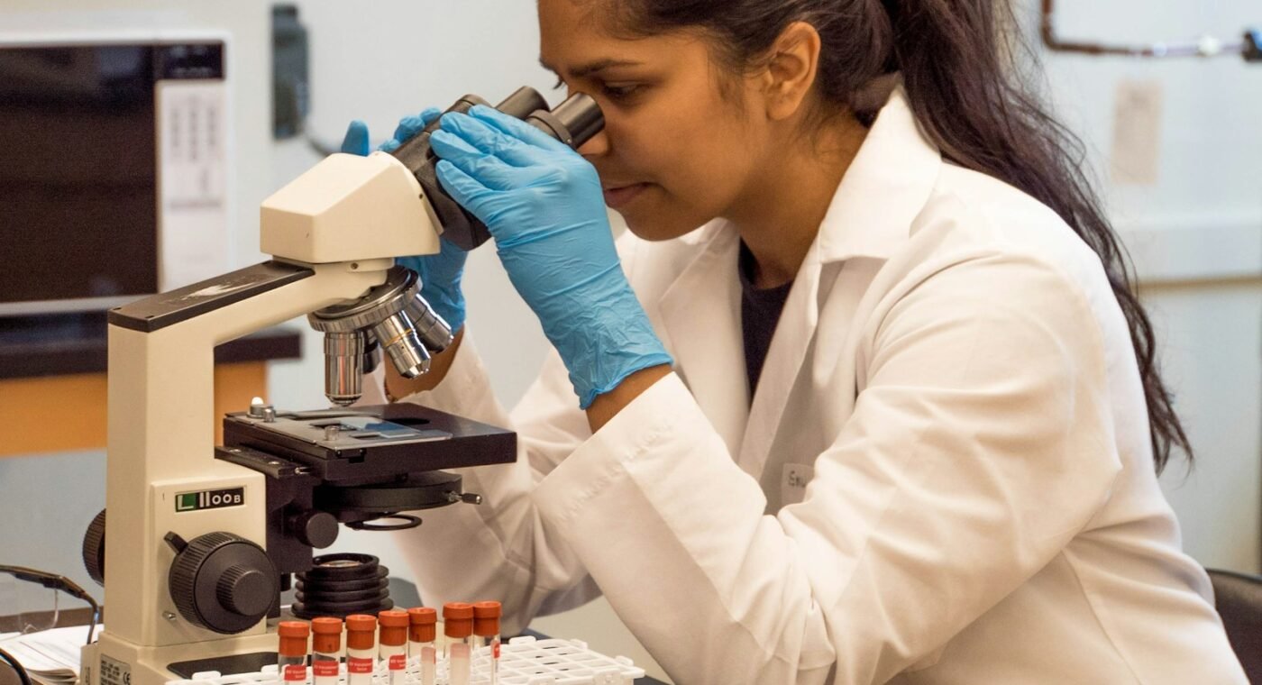 Cientistas brasileiros encontram novo ponto fraco do parasita da doença de Chagas