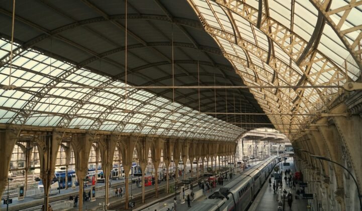 Better-coordinated timetables could shorten train journeys by around 25%