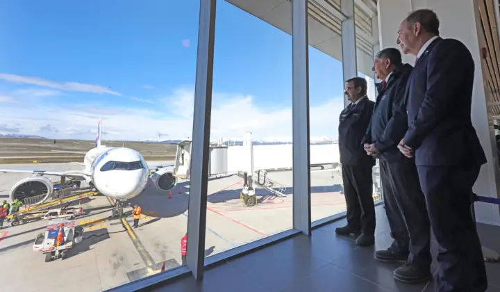 Novo terminal de passageiros do Aeroporto Balmaceda, no Chile