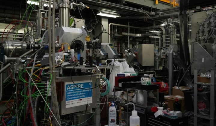 Oxford physicists recreate a quantum effect in which an invisible field stops a particle
