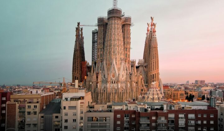21st-century glue helps complete the towers of Gaudí's Sagrada Família