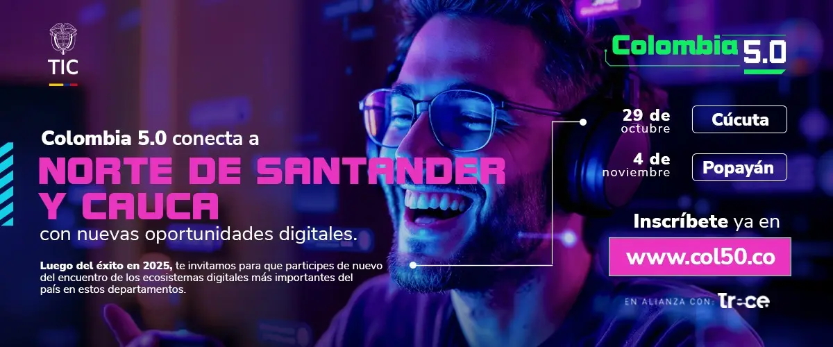 Participante do Colombia 5.0 diante de um computador