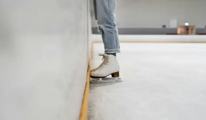 Campeão olímpico de patinagem de velocidade estuda para treinador na Universidade Carolina