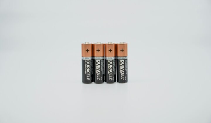 German batteries store up to 15% more energy without adding weight