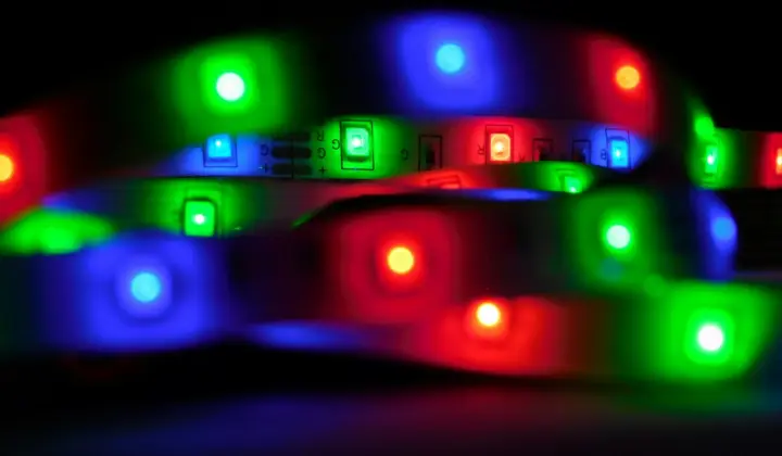 Singapour crée le premier écran tactile tissé dans un vêtement, qui résiste à la machine à laver
