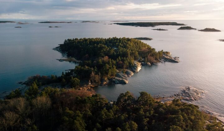 Mobile container plant to recycle water and nutrients in the Turku Archipelago