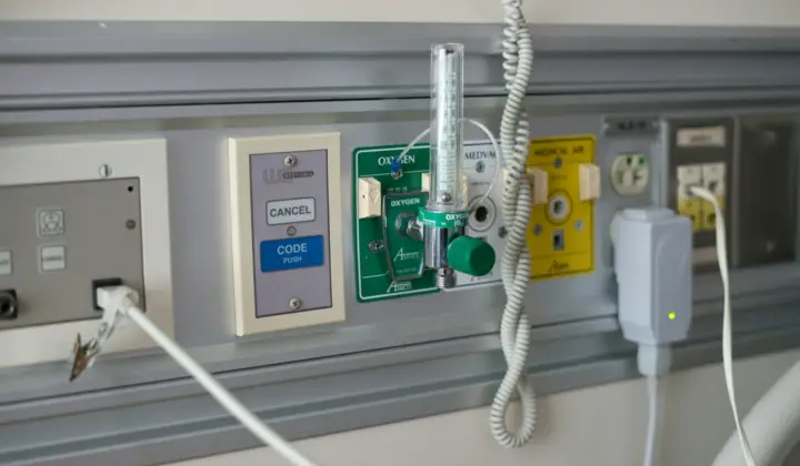 Israeli hospital uses AI to take paperwork off doctors and give patients more time