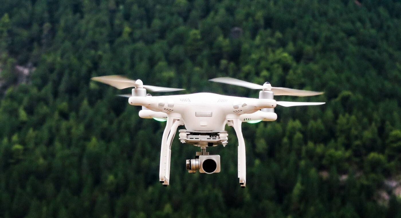 Estudante moçambicano constrói drones para levar medicamentos a zonas isoladas
