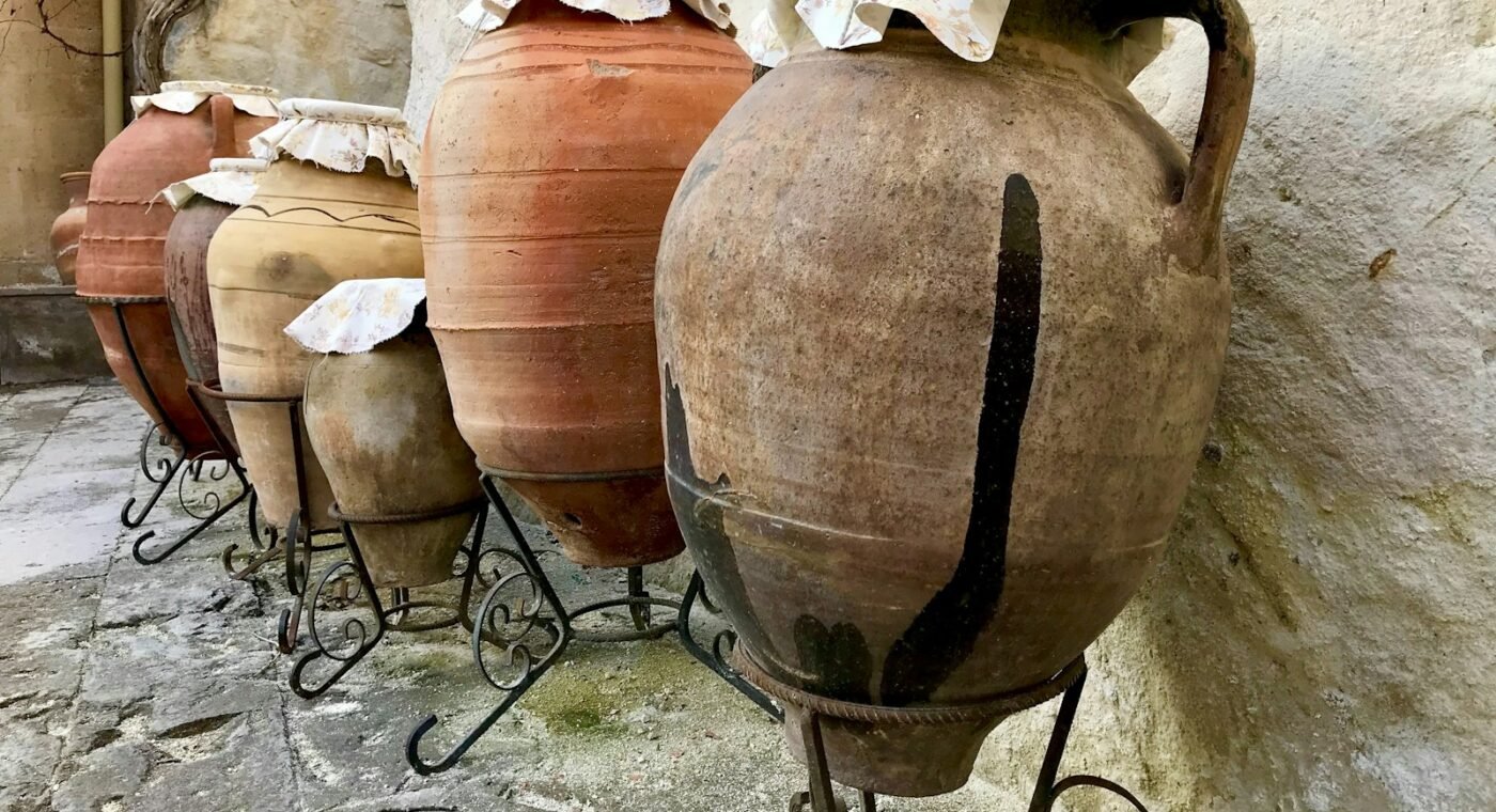Navio com louça de 2100 anos revela segredos do comércio antigo no Mediterrâneo