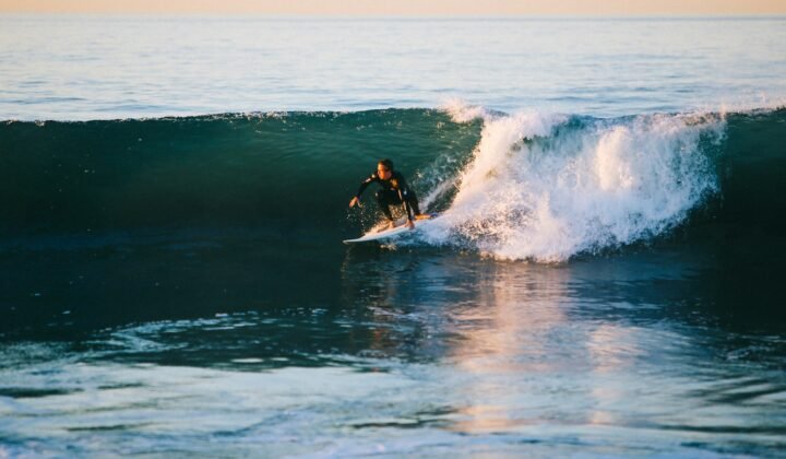 Portugal win European junior surfing title in Ireland