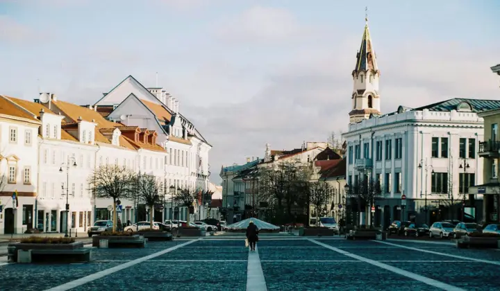 Cemitérios de Vilnius podem ser espaços verdes de calma para milhares de moradores
