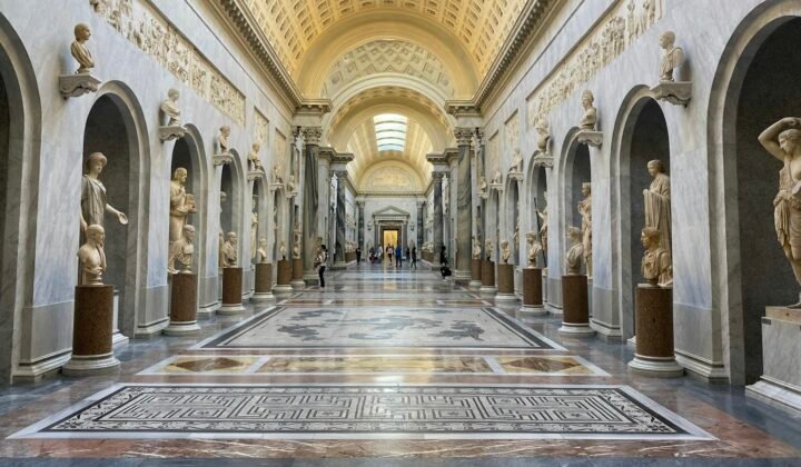 Pope receives directors of major world museums and thanks them for safeguarding humanity's heritage