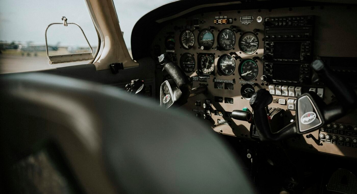 "Gimli Glider" pilots enter Canada's Aviation Hall of Fame 43 years on