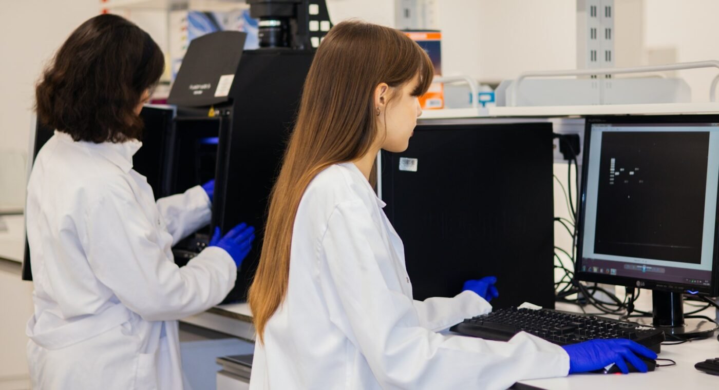 UCLouvain e Oxford descobrem que a quimioterapia pode reforçar uma vacina terapêutica contra o cancro