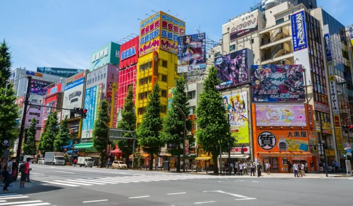Des photos de la culture du jeu vidéo au Japon au début des années 2000 en accès libre